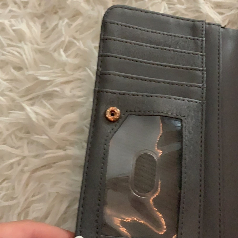 gray wallet - Picture 3 of 12